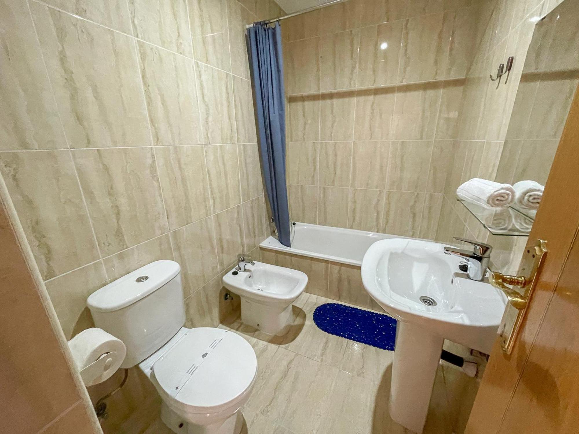 Apartamentos Ares 3000 Luaran gambar